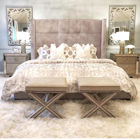 Gorgeous bedroom 💗👉🏼 @inspirationbyblanca. Tag someone who would love this! .
.
Photo Credit @justinqwilliams 🌸