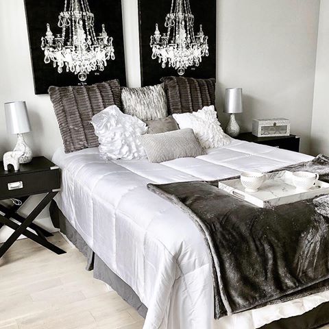 Some people look for a beautiful place 🏡 Others make a place beautiful 💎 With @omegahomebuilders + @rrstaginganddesign you can get both 🔮✨ Check out this #blackandwhite master bedroom we staged today! #rrstaginganddesign
_______________________________________________________________
#interiorlovers #topstylefiles #smallspacesquad #myhomeforHP #finditstyleit #modernhome #philly_igers #interiordesire #interiordetails #interiorforinspo #interiorstylist #houseenvy #housetour #homedetails #homedecorideas #philadelphiarealestate #ihavethisthingwithcolor #myhomevibe #electicdecor #currentdesignsituation #sodomino #phillyrealestate #myhousebeautiful #midcenturymodern #housegoals #interior_and_living #dailydecordose #homestaging