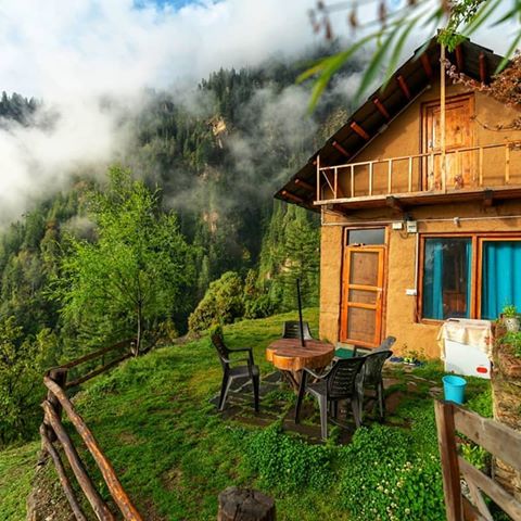 📷: @twskelton
#travellover #traveling#himalayas #himachalislove #beautifulhimachal #himachalpradesh #himachaltourism #jibhi #jibhivalley #jibhiparadise #jibhiadventure #jibhilove #himachal #himachaldiaries #himachalgram #explorehimalayas #highonhimalayas #explorehimalayas #thehimalayas#instahimalayas #instatravel #instahimachal #instapost #instapic #Airbnb #vacationrental #cabininthewoods #naturegetaway #mudhouse #cottagefarmhouse #cottage