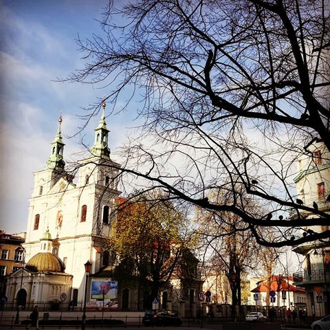 #view #sunnyday #sky #clouds #church #oldbuilding #history #architecture #oldtown #city #cracow #country #poland #instavisit #instatravel #instatrip #instacity #instafun #instabeauty #instaold #instapicture #instaphoto #instaphotography #instadaily #instagood #instalove #instahike