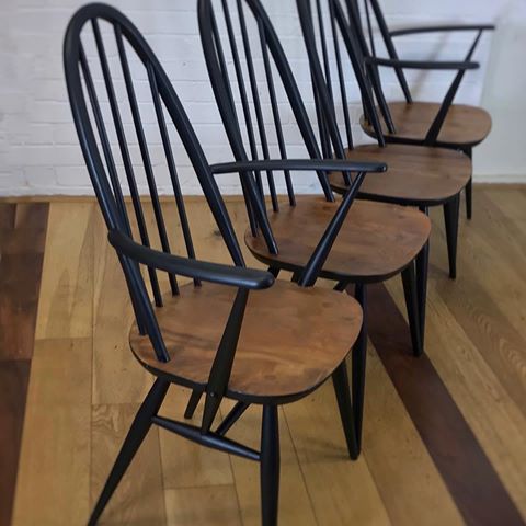 These iconic Ercol chairs were badly damaged - the bent wood was split and had to be heavily filled so the only choice was to paint them. 
#Coal Black was the obvious choice - don’t you think?
The seats have been sealed and lightly stained using a new Stain and Finishing Oil that I’ll be stocking very soon! 
#midcentury  #midcenturymodernfurniture #retrohome #midcenturymodern #midcenturydesign #midcenturystyle #midmod 
#fusionmineralpaint #up #upcycledhour #paintitbeautiful #interiordesign #interiors #furniture #interiorstyling  #upcycle #upcycledfurniture  #bespoke #furnituredesign #MCM #bespokefurniture #vintagefurniture  #paintedfuniture #reclaimedfurniture #etsy #weship  #fusionmineralpaintuk #fusionmineralpaintretailer www.colourmekt.co.uk