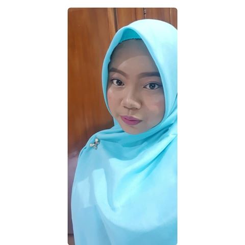 Menebar kebaikan tidak ada salahnya, sekalipun bukan dengan orang yang menyukai kita 🙇
. . 
#hijab #hijabers #hijabsyari #girl #woman #woman #kindness #instapic #instamoment #instapicture #beauty #beautiful #makeup #love #teacher #pendidik #mahasiswajogja #yogyakarta #indonesia