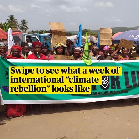 #Regram #RG @guardian:
Thousands of people around the world have been taking part in @ExtinctionRebellion's international "climate rebellion" week. Organisers say demonstrations were planned in 33 countries. In the UK, the movement has been criticised for being too white and privileged, but it has also drawn support in huge numbers, with 30,000 new backers or volunteers having offered their support to the environmental activist group since the week of action began. Here, activists from around the world tell us why they have taken part. 
Story: @jessie__mac