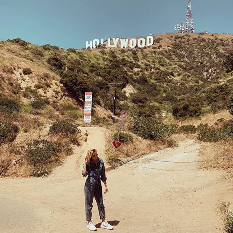 Глаза не верят!!😅 Я в LA!! Самый мой длинный перелёт, самая большая разница во времени и самая дальняя точка на карте! ( на 100 км , но всё же) 🤪
#californialove