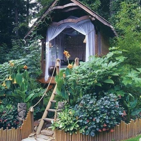 📸 @theleafbread
.
#cabin
How cute is this charming little house!!
.
Use #letsjungelize for feature 🍃🌟🌴🌟🍃
.
#cabinporn #treehouse
#tinyhouse
#roomporn
#cabane
#doingneutralright
#apartmenttherapy
#nestandthrive
#interiordesign
#decorationinterieur 
#bohostyle
#thenewbohemians
#jungalow
#diseñodeinteriores
#interior123 
#whiteandwood
#bohemiandecor 
#myinterior
#décoration
#decoracion
#interiorbloggers
#modernbohemian 
#urbanoutfitters