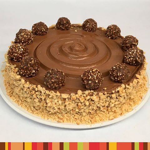 Come to the dark side. Nuestro Ferrero Nutella no tiene comparación.🤩🍰🍫
.
.
.
.
.
.
.
.
.
.
.
#Margu #gourmetexperience #puebla #lavista #lomas #zavaleta #elmirador #pastelería #nutella #bakery #gourmet #mexico