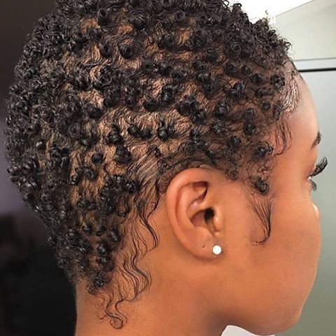 gorgeous 😍 
#edges #blackgirls #melanin #curly 
#curlyhair #natural #healthyhair #theshaderoom  #healthyhairjourney 
#washday #cantu #naturalhair #blackgirlmagic #curlappreciation #spraybottle #water