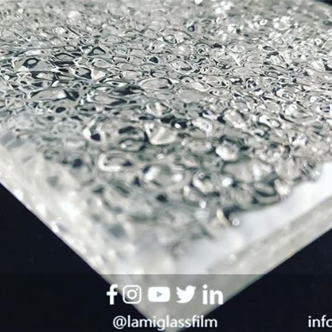 #glass #fabric#glasstech #glassart #glasspartition #safetyglass #laminatedglass #glassdoor #glassdecor #modernhome #modernarchitecture #moderndesign #interiordecor #art #laminated#beautiful #charming#agatefilm#