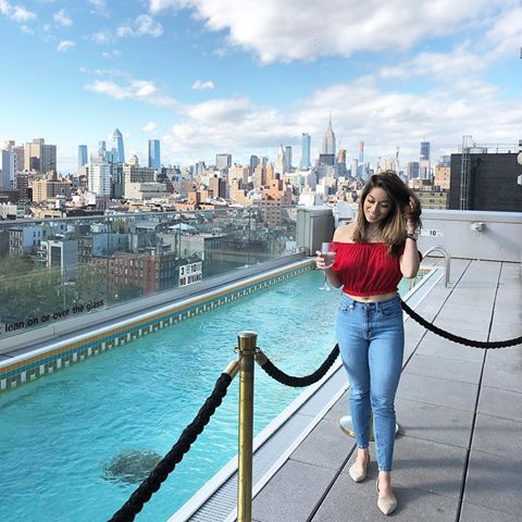 New York State of Mind ✨
#newyorkcity #newyork #rooftop #spring #views #skyline #nyc #lovenyc #empirestate #scenic #concretejungle #live #laugh #play #smile #travel #blog #lovelife