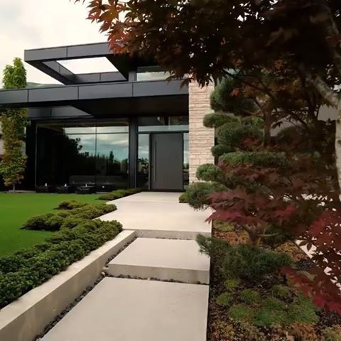 How much do you think this house costs ? 💰💰
Tag someone that you will have house like that --------------------------------------------------------
Follow us for more @architecture.pursuer 😀
--------------------------------------------------------⠀
Credits to: by @360hometours.ca 
via @lux.interiors 
Tags: #architecture_pursuer 
1. #luxurymansion #luxuryhomedecor  #modernhouses 
2. #luxuryhouses #luxuriouslife #onlyforluxury #archidesign #interiordesignlovers 
3. #mansions #luxuryinterior #architecturedaily #interiordesigninspiration #interiordesire  #luxurylistings #luxuryproperty  4. #luxuryhouse #luxuryinteriors #architecturephoto 
#housegoals  #luxuryinteriors 
5. #mansion #dreamhouse #luxurystyle #luxurydesign #mansionhouse #luxury4play #luxury💎  #dreamhouse