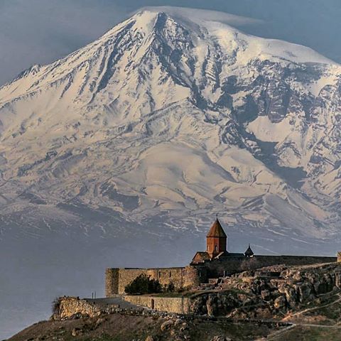 Khor Virap. Ararat.  Armenia 
Хор Вирап. Арарат. Армения
#Armenia  #Armenian #Ararat  #Yerevan #Hayastan #Beautiful  #Travel #Tourist #Visitarmenia #Aragats #Mountains  #Nature  #Армения #Арарат #Горы #Ереван #Путешествие #Туризм
