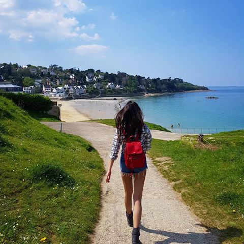On my way 🏃‍♀️
.
.
.
#bretagne#france#sea#blue#spring#nofilter#traveler#travel#travelblogger#wanderlust#travelphotography#instatravel#l4l#holidays#trip#love#picoftheday#view#perfectview