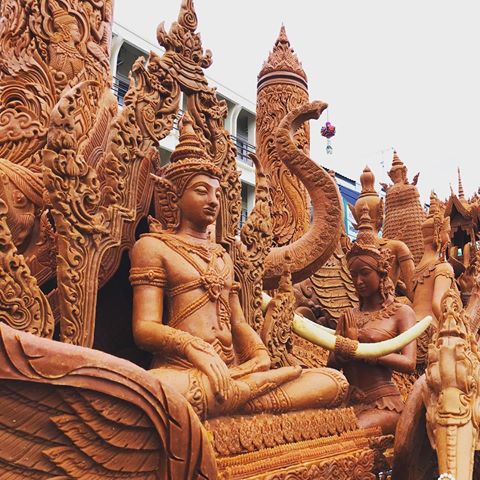 🇹🇭Korat is the gateway to the Northeast and its Candle Procession Festival is the city’s annual highlight. 🇹🇭People gather to enjoy food and drink in front of the city hall and to find a place near the famous Thao Suranaree monument to watch the impressive procession of wax sculptures. 🇹🇭tatnews.org🇹🇭 #instago #instatravel #igtravel #travelgram #mytravelgram #wanderlust #stayandwander #travelphotography #travelphotographer #mobilephotography #mobilephotographer #beautifulseasia #southeastasia #thailand #korat #visionofpictures #art #wax #sculpture #candle #buddha #buddhist #buddhism #stunning
