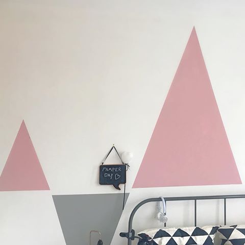 Geometric shapes 🤗
Was quick and easy to do around Delilahs bedroom with some cheap tester pots and frog tape and is so effective. I had already planned where I was going to put all the furniture so I could work out where I wanted the triangles to be. 
Chalk sign @primark.home 
Bed frame and large pillows @ikeauk 
#insidemyhome #rentaldecor #bedroomaccessories #bedroomdecor #victorianhouse #girlsbedroomdecor #frogtape #wallartdecor #maskingtapeart #girlsbedroomideas