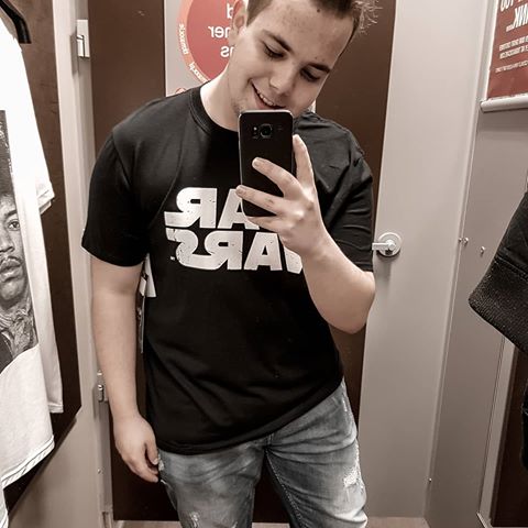 I love TK Max for the fact you can get amazing stuff for such an afordable price! Literarly this t-shirt was only £10 and the quality is 😍 
#tshirt #outfit #starwars
.
.
.
.
.
.
.
.
.
.
.#fashion #shopping #ootd #style #polishboy #polishmen #polskichlopak #polishgirl #polskadziewczyna #men #gentlmen #selfie #mirrorselfie #aesthetic #influencer #bondia #sociality #poland #uk #ireland #l4l #like4like #like4likeback #