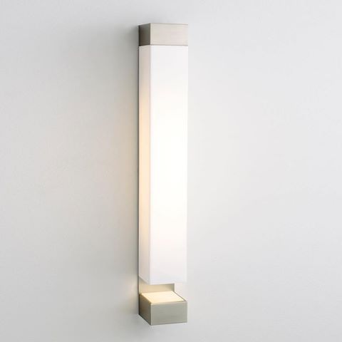 The Surface Sconce, by Ayre, is a decorative wall Sconce with integrated LED and etl listed for damp locations. The diffuser has an open bottom allowing light to reflect off of its glass base, creating a jewel like appearance. 💎 Let your light shine! TKOASSOCIATES.com, 214-741-6060. 
#ayrelight #sconce #interiordesign #interiorinspiration #decorativelighting #lightingdesign #interiordesigninspiration