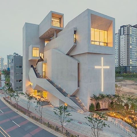 The Closest Church ✨ Designed by Heesoo Kwak and IDMM Architects, and is located in Gyeonggi-do, South Korea
________________________________
.
Use #archi_post tag to get featured.
.
Tag your archi friends.
.
________________________________
#arcfly #allofarchitecture #archdaily #loversofarchitecture #amazingarchitecture #designandlive #archite_design #myhouseidea #futurearchitect #modernestate #architecture_addicted #arch_impressive #architecturecontent #archilovers #morpholiotrace #arch_grap #arkitekt #design_only #architectureinteriors #architecture #design #home #architect #artsytecture #architects #architecture_hunter #restlessarch #almondesign