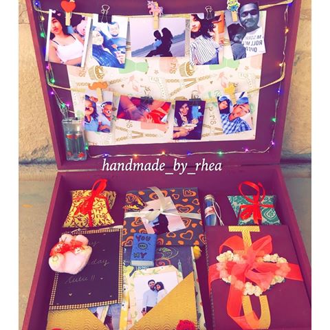 'The Birthday Pitara.'
Customised for a client's fiancee's B'day!!
P.S.- Can be customised according to any theme and occasion and also the cards can be customised according to choices.
#birthdaypresents#lovetheme#storytelling#memories#forever#customisedforbestie#pitara#fav#creativegiftsforfriends#creative#handmadeislove#handcrafted#wooden#handmadeisluxury#creativity#lovejar#bestfriendgoals#birthdaypresents#giftsforfriends#themework#goforhandmade#handmadebyrhea❣️