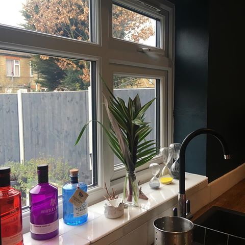 The gift that keeps on giving... that’s what I think of these bottles. The purple one from a friend and the red from my biggest daughter ❤️👱🏽‍♀️ the blue one I bought just for the bottle, the gin was a bonus 😏. #kitcheninspo #viewfrommykitchenwindow #kitchendesign #kitchensofinstagram #myperiodhomestyle #howihome #farrowandball #gin #mygorgeousgaff #nesttoimpress #interiormilk #spotlightonmyhome #modernhomes #modernkitchen #highglosskitchen #interior4inspo #realhomes