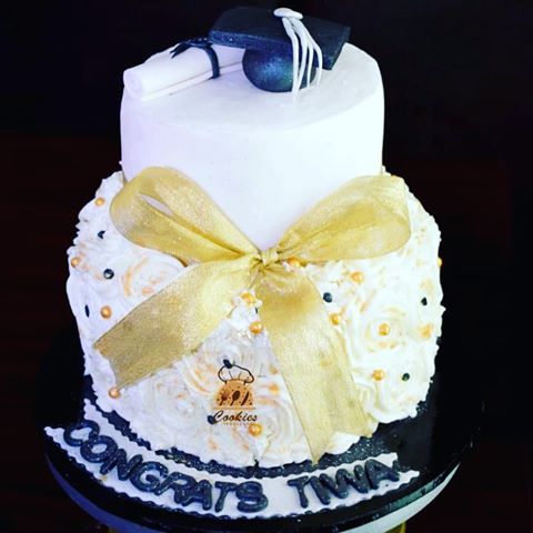 We are affordable, reliable and fabulous.
We don’t just give you a beautiful cake on the outside, you’ll love every bite and will never get enough of it. 
Just give us a try, there’s no harm in trying.
We deliver nationwide ✈️ Contact @cookiesindulgence for the right cake for your occasion, we always got you covered.
#cake #cakes #birthday #birthdaycake #cakesofinstagram #children #childrenscakes #castle #castlecake #wedding #weddingdress #weddingcake #african #tradition #naijabakers #traditionalweddingcakes #nigeria #nigeriaweddings #naija #naijaweddings #couple #couplesgoals #followforfollowback #follow #likeforlikes #like4likes #likeforfollow #cookiesindulgence