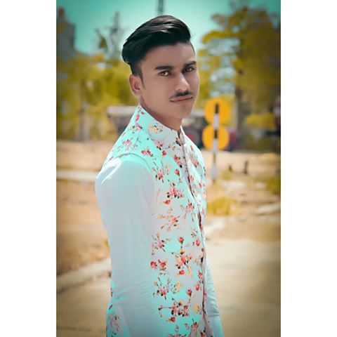 #team_a_09 #naved09 #motivationalquotes #modal #modals #instagram #instamodels #topmodel #modelingagency #naturalhairstyles #natralphotography #pic #pose #look #photography #photos#keepsupporting #keepfollowing #style #styleblogger