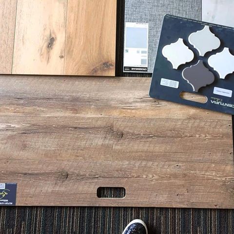 📷 Repost from @beautifullybianco "I can remember a time years back when light floors were considered so dated and off trend. Isn't it crazy how things come full circle?
Flooring today offers so much variety from the wood material itself right down to the finish. I'm loving the new light wood movement."