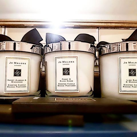 A few @jomalonelondon scents for dedicated rooms in the house
â€¢Kitchen- Lime,Basil&Mandarin
â€¢Living room- Sweet almond&Macaroon
â€¢Bedroom- Peony & Blush suede 
I love a nice smelling home & Jo Malone scents are next to none when it comes to fragrance! ðŸ˜�ðŸ‘ƒðŸ�¼#scents#jomalone#fragrance#housegoals#smell#home#thischarminghome#candles#homedecor#homesweethome#homestyle#jomalonelondon#potd#instagood