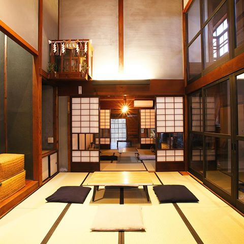 Craftsmen’s Inn KAJI is a rental house that is the best option for a large group of tourists, located in Sanjo city, where you meet true craftsmanship.  #japan #hotel #craftmanship #accommodation #craftsman #japantrip #japantravel #oldhouse #tradition #craftsmensinnkaji