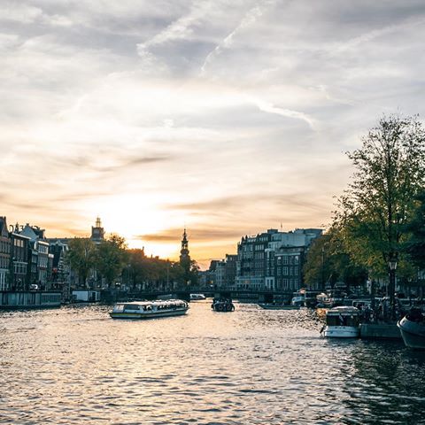 Amsterdam ❤️ #thevisualcollective #beautifuldestinations #lifeofadventure #earthpix #earthfocus #amsterdam #amsterdam🇳🇱 #amstergram #amsterdam_streets #netherlands #netherlands🇳🇱 #амстердам