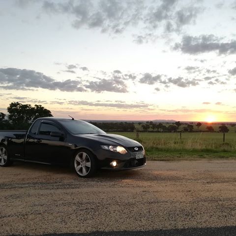 The Beast and a Sunset
#kodacmoment #fordfalcon #fordxr6turbo #barratheworld #australia #sunset #thatview #turbo #fordaustralia #countryaustralia #barra
#boosted #boostseason