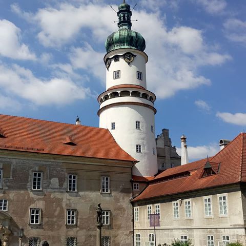 Nowe Miasto nad Metuja to najnowsze odkrycie! :) Koniecznie dodajcie do listy miejsc do odwiedzenia! :)
-
-
Nove mesto nad Metuji is my newest discover! You have to visit it! :)
-
-
#czech #czechy #cesko #kladskepomezi #novemestonadmetuji #zamek #palac #presstrip #traveller #podróże #castle