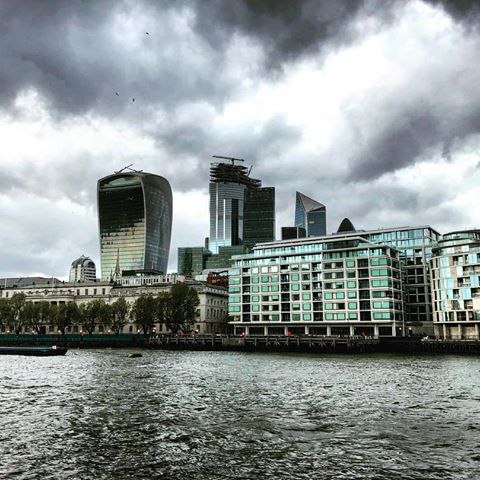 🏢 #city #urban #london #street #architecture #citylife #cityscape #cities #travel #instatravel #travelstyle #modern #explore #exploring #fromstreetswithlove #buildings #roadtrip #life #citylights #town #instalife #ig_street #instadaily #cityphotography #oldtown #oldcity #architecturephotography #citycenter #citybestpics #cityview