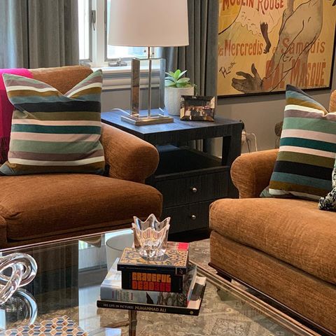 A cozy chic transformation! Sneak peek of a warm and welcoming Roslyn living room makeover. Swipe to see the before! #beforeandafter #nyinteriordesign #livingroomgoals