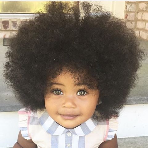 #edges #blackgirls #melanin #curly 
#curlyhair #natural #healthyhair #theshaderoom  #healthyhairjourney 
#washday #cantu #naturalhair #blackgirlmagic #curlappreciation #spraybottle #water