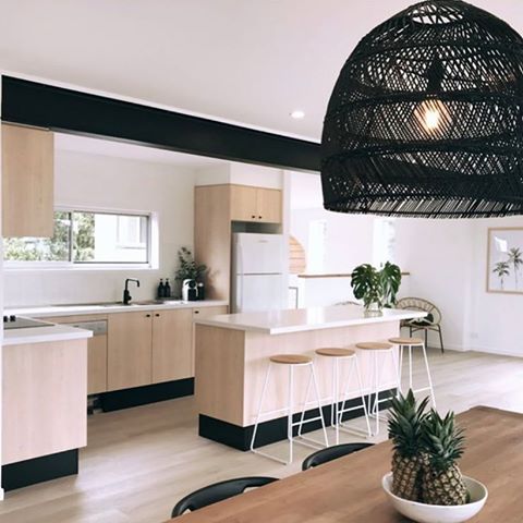 The amazing @islanderatbawleypoint  showing off “Isla” in their stunning holiday house. 
Our Isla’s are currently sold out but can be pre ordered via DM 
Hope your Sunday has been kind 💜
.
.
.
.
📷 @islanderatbawleypoint 
#lighting #pendants #vacationdreaming #shoplocal #bhghome #mydomaine #newcastlensw #australia #treatyoself #christmasgiftideas
#rattanlights #lightinspo #monochrome #interior4all #adoremagazine #thedecorsocial #lightandbright #interiordecor #doingneutralright #neutraldecor #coastalhome #pendantlights #rattanlovers #homebeautiful #natural #interiors #interiorinspo #blackpendantlight