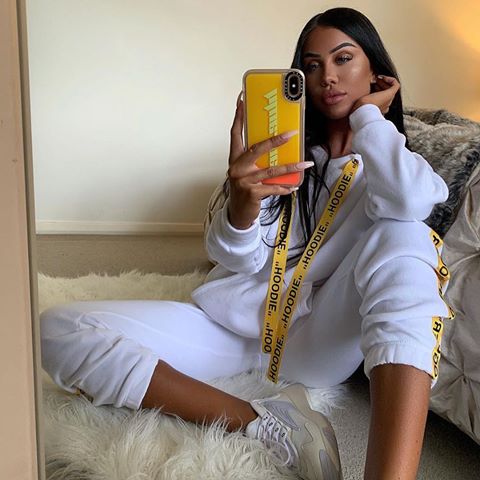 Make Your FN Statement 🔥⁣⠀
Search: "Statement Hoodie"⁣⠀
Search: "Statement Jogger"⁣⠀
Tag your fire 'fit with @FashionNova #FashionNova and you might get featured on our page like @_lauraammy!⁣⠀
✨www.FashionNova.com✨
