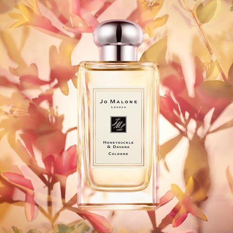 Our happy floral won @fragrancefoundation’s Fragrance of the Year, Women’s Prestige. Catch the buzz. #HelloHoney #TFFAwards