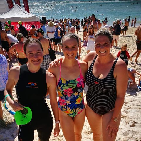 What a fabulous day we had at the cooly classic! Pristine conditions. Feel so blessed to have these strong motivated women in my life to spur me on! @aimee_eva_  @emzsass Thanks a million! 
#worldswimseries #coolyclassic #paradise #swimmingmums #blessed #daddyonduty #knackered #living