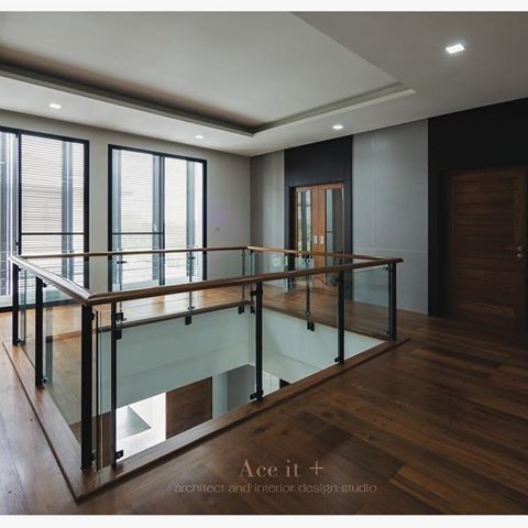 Glass Balustrade with Teak handle .
Design :  By @aceitplus 
Builder :  By A&J Builders Co.,Ltd. 
Photo :  By A&J Builders Co.,Ltd. .
.
.
#handle #stairs  #homedecor #home #interiordesign #interior #homedesign #house #design #decoration #housedeco #housedesign #homeinterior #interiordecorating #interiors #interiorandhome #interiorstyling