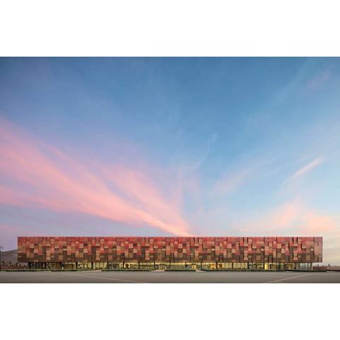 [ARCHITECTURE ] 🖤
Nouvelle aérogare de Guelmim
👷🏻‍♂️Groupe3 Architectes (Omar Tijani et Skandar Amine) ➕ https://tinyurl.com/y32cxbps
📸 Fernando Guerra
_____________________
#architecture #morocco #archilovers #architecturelovers #architecturemorocco #design #aemag #aemagazine #designinterior  #instadaily #architect #interiordesign #photooftheday #picoftheday #instapic #casablanca #architecturemagazine 
#followforfollowback #follow4followback #likeforlikes #instaarchitecture #architecturedaily #architecture_hunter #architecture_best #architecture_magazine #architecturelife
