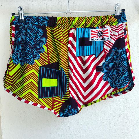 Pull out your shorts it’s getting hot in here! •
•
•
•
#rebellshop #handmade #fairfashion #recycle #reinvent #redesign #sustainable #fashion #summerwear #ethicalfashion #shorts #africaninspired #colorful #hot #hotpants #patchwork #blazinbell #design