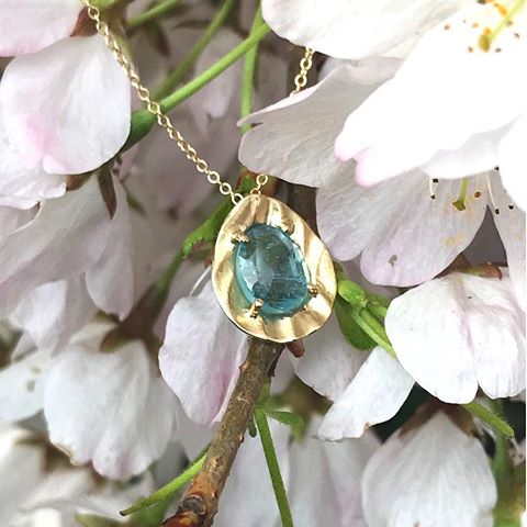 As a Japanese, cherry blossom is an important flower in spring. I appreciate seeing beautiful blossoms and feeling another year pass. How about a petite Aquamarine pendant for Sunday afternoon?  #jewelry #jewelryadd #instajewelry #jewelryglam #jewelrydesign #luxury #finejewelry #kmitadesign #madewithlove #madeinnyc #cjdgjewelers #aquamarine