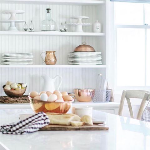 I hope you all have a wonderful Sunday! Here’s some kitchen inspiration from the incredible @sanctuaryhomedecor. #homesweethome #homedesign #homedecor #decoration #instadesign #interiordesign #instahome #instagood #bhghome #designideas #housebeautiful #interior2u #hgtv #interior #interiordesigner #homestyling #kitchendesign #kitchen #kitchenremodel #kitchendecor #kitchenrenovation