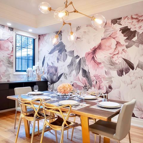 Floral Dining Room. Love the versatility of the ‘Blush Floral’ mural by @anewalldecor which I have installed throughout different  spaces, from nurseries to yoga rooms, and looks stunning here in a beautifully designed dining room. #wallpaper #wallpaperdecor #floral #mural #interiordesign #torontodesigner #interiordesigntoronto #hireadesigner #accentwall #wallcovering #realitytv #design #renovation #toronto #interiordesigner #interior123 #housebeautiful #houseandhome #elledecor #architecturaldigest #luxuryinteriordesign #houzz #homestaging #bedroomdecor #interiors #interiorstyling #katieswallpaper