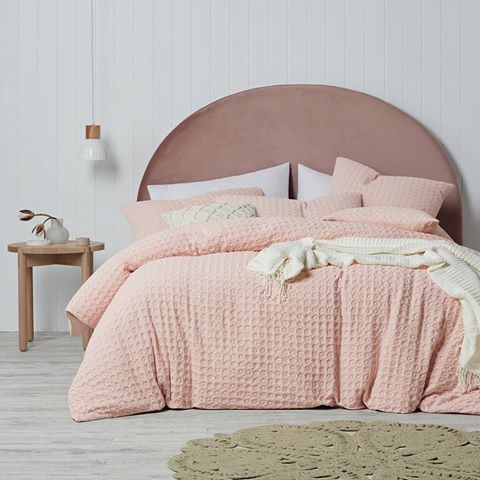 pretty in pink. We're in love with Victoria. 😘 
#bedroom #bedding #quiltcover #blush