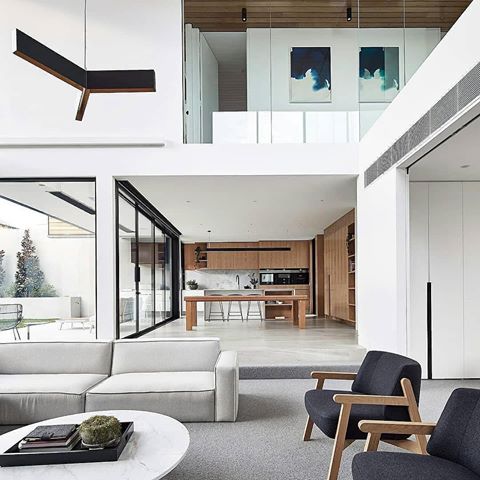 Bloomfield House
.
This house offers plenty of space and the open gallery is very gorgeous
.
Follow @aither.interior for more beautiful interior design inspiration
.
House Architect @fgrarchitects Picture by @peterbbennetts
.
#blackandwhiteinteriors#whiteinteriors#blackinteriors#urbanliving#interiorlover#interiorinspo#artwork#melbournearchitecture#whitewalls#interiors4you1#houseoftheday#curvyhomes#artdeco#interiorporn#homedecor#minimalism#minimalisthomes#styling#homestyling#simplestyling#mydailydecordose#archdaily#archilovers#architecture#homedesign#architectureporn#lovewhereyoulive#luxuryhomes#modernhomes