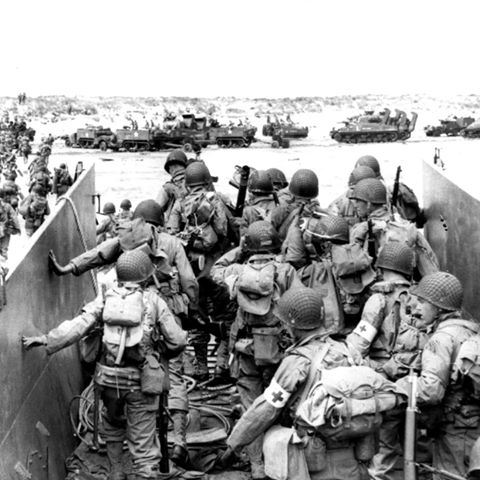 Soldiers disembark from a landing craft during the Normandy landings (D-Day) of 6th June 1944.
.
📷PA Images - see more at paimages.co.uk.
.
.
.
.
.
.
#dday #dday75 #dday75thanniversary #normandy #ddayanniversary #throwbackthursday #tbthursday #tbt #instagood #instadaily #dailypic #picoftheday #photooftheday #potd #bestoftheday #photography