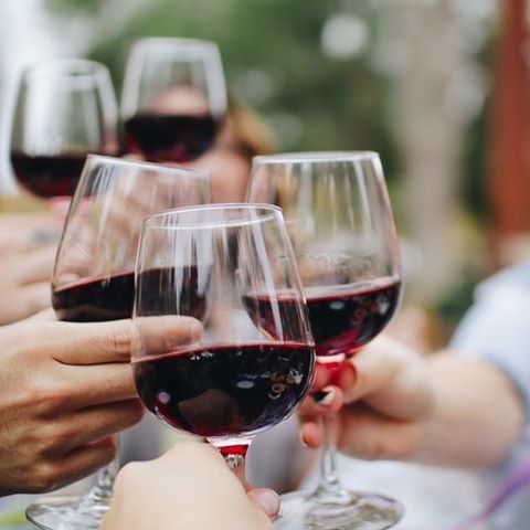 #SundayFunday: Today is @chicagowinefest at the @lincolnparkzoo. Cheers!
.
.
.
#daprileproperties #newhome #happyhomehappylife #getlisted #realtor #realestate #newlisting #newhome #instagood #chicagorealestate #homedecor #homedesign #interiors #exterior #currenthomeview #rehabhome #myhome #lovemyhome #fromwhereistand #newlisting #boutiquerealestate #broker #housegoals #homeideas #homedecor #theresnoplacelikehome #daprilelife #athomewithdaprile