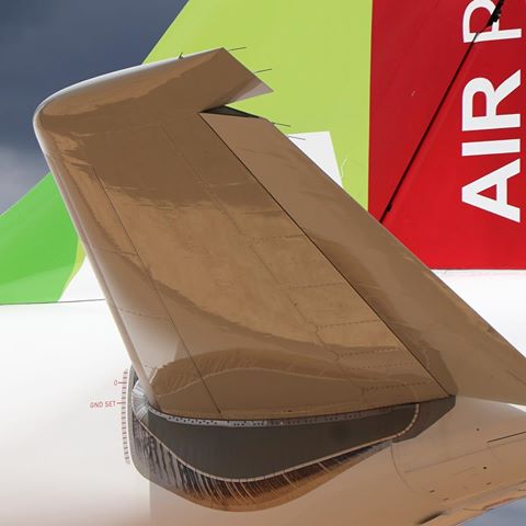#QuizOfTheWeekByInstaeroplane 🚀🏅 Anyone’s able to guess the aircraft model? 😁
#quiz #airplane #airline #tapairportugal #zoom #airbus #airbuslovers #bird #wing #engine #engineering #pilot #aircraftmaintenance #detailsmatter #question #aviation #aviationdaily #megashot #planeporn #airport #trip #travel #captain #airlines #art #details