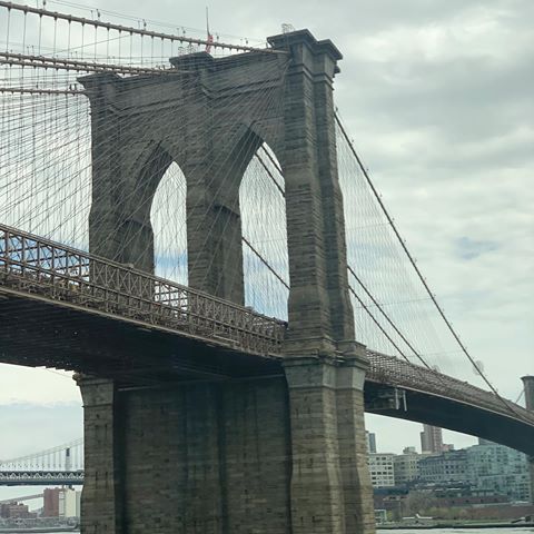 Brooklyn bridge🌉
•
New York, New York
•
Shot on iPhone Xs •
#brooklyn #brooklynbridge #newyork #newyorknewyork #newyorkcity #clouds #blue #nyc
